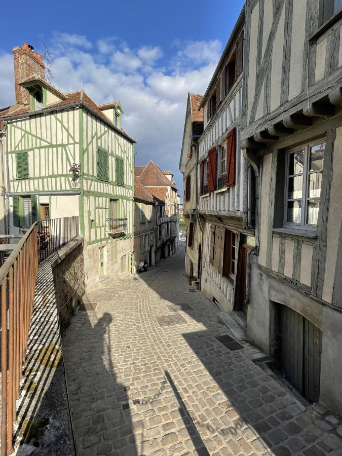 Appartement Le Cadet Roussel Auxerre Les Quais Экстерьер фото