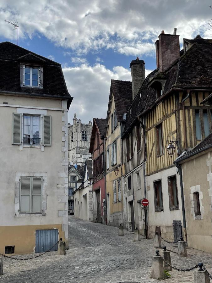 Appartement Le Cadet Roussel Auxerre Les Quais Экстерьер фото