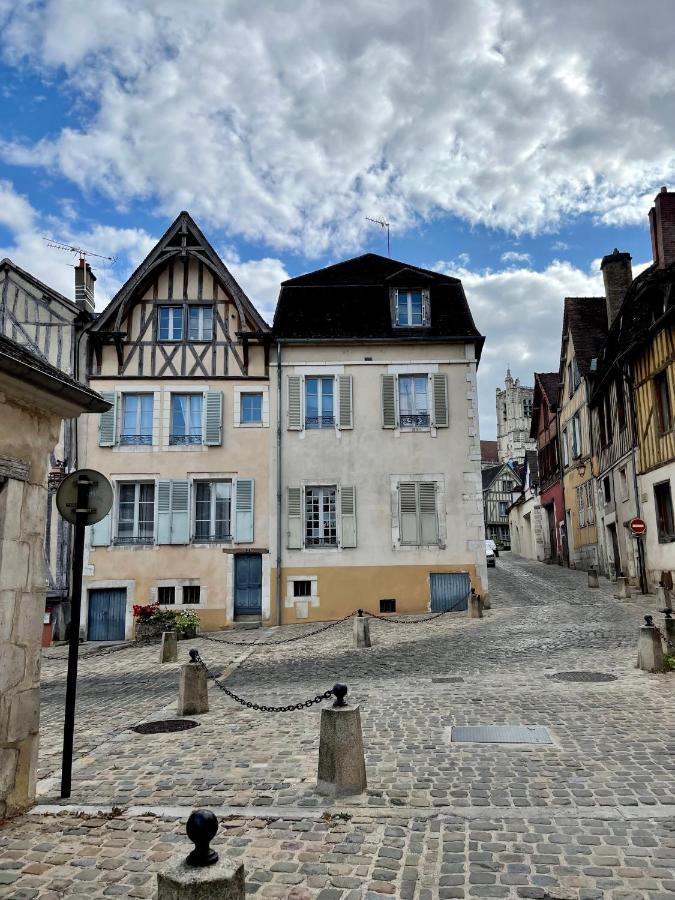 Appartement Le Cadet Roussel Auxerre Les Quais Экстерьер фото